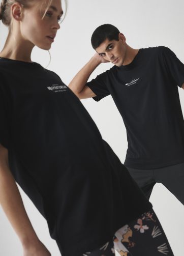 REMERA UNISEX GOOD ENERGY BLACK