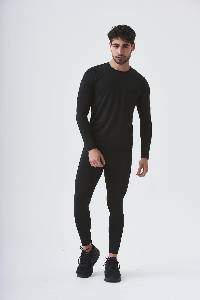 REMERA CLASSIC BLACK FRISADA - Imagen 2