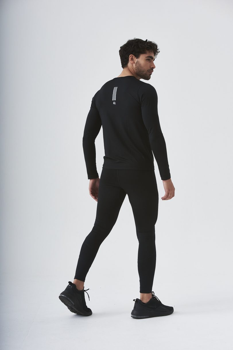 REMERA CLASSIC BLACK FRISADA - Imagen 3