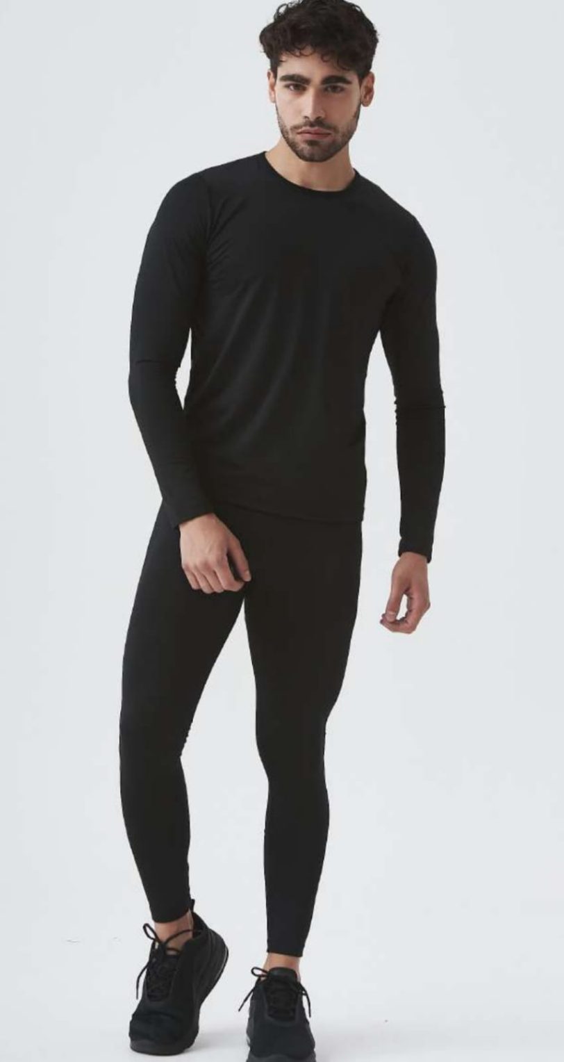 REMERA CLASSIC BLACK FRISADA